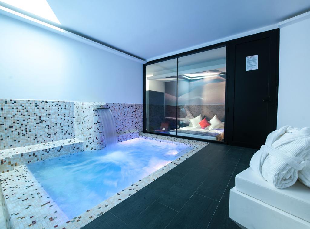 Hotel Loob Madrid (Adults Only) Torrejon de Ardoz Room photo